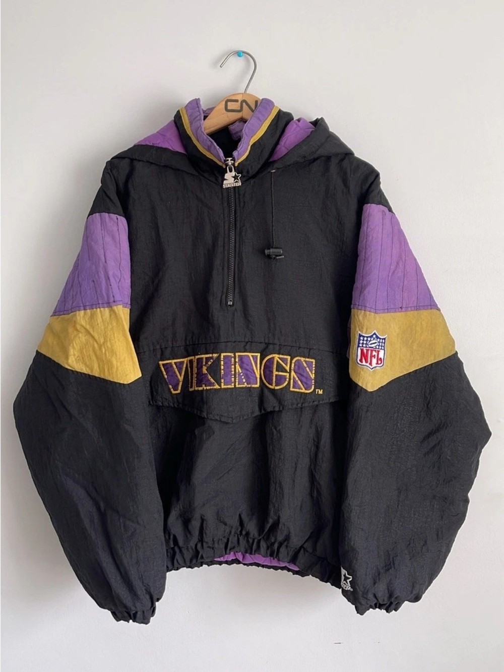 90s Minnesota Vikings Nylon Starter Jacket Size Medium